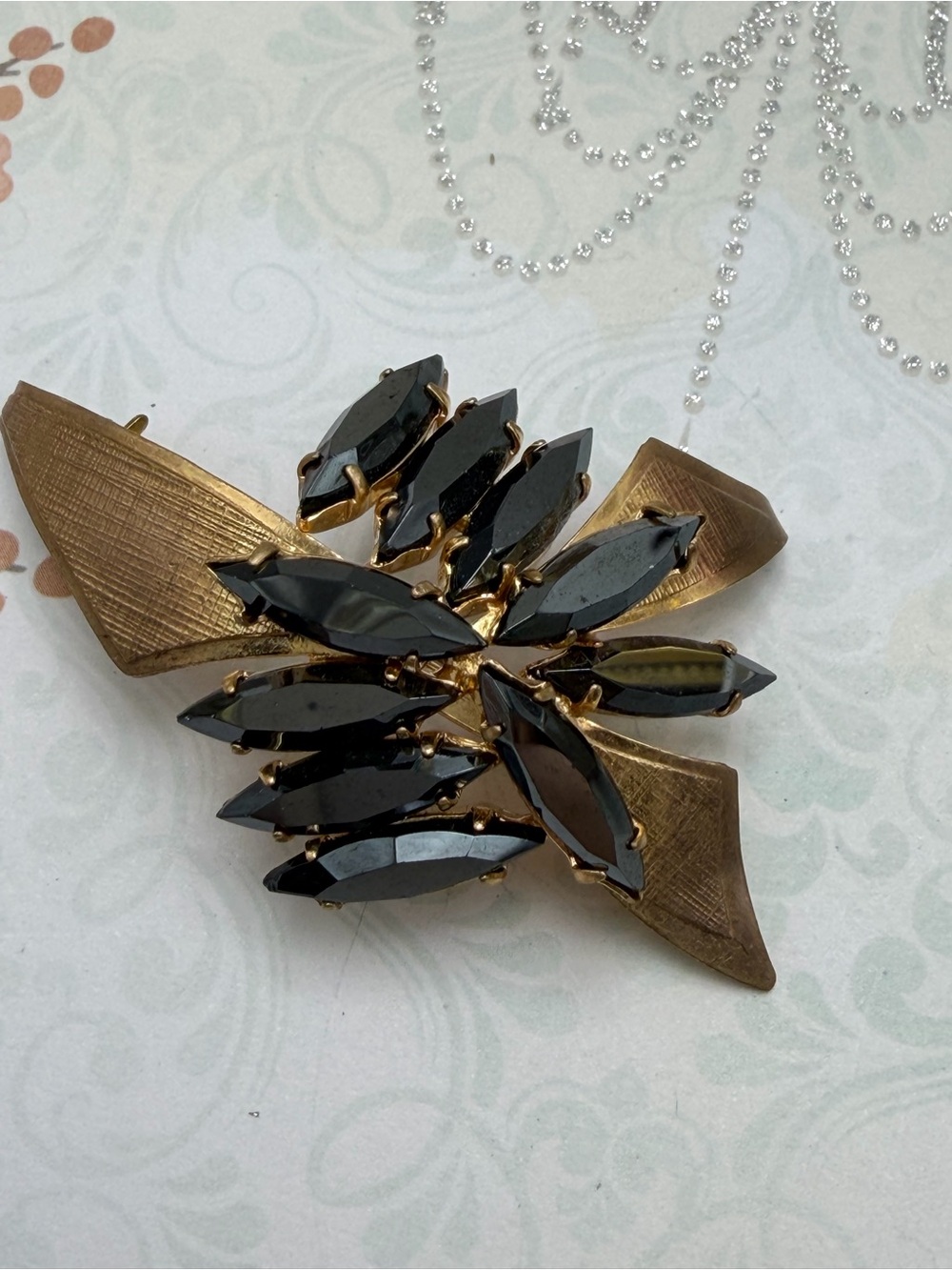 🎃🎃Vintage Jet Art Deco Brooch #cz563